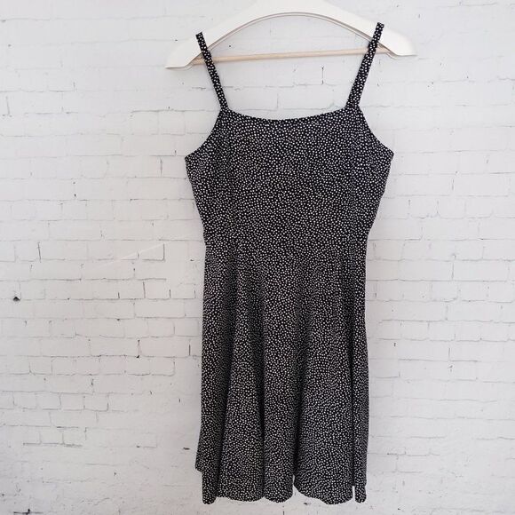 GAP Black White Polka Dot Dress Size S Seersucker Stretch Back Square Neck - Picture 1 of 8